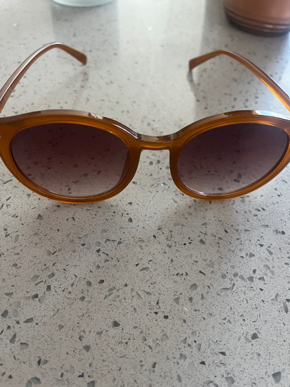 Women’s Amber Round Sunglasses - Stylish UV Shades